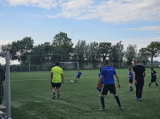 Laatste training S.K.N.W.K. JO10-1 (partijtje tegen de ouders) van woensdag 22 mei 2024 (123/133)